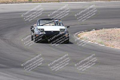 media/Jun-01-2025-CalClub SCCA (Sun) [[eae223c5dd]]/Group 1/Track Event 4/